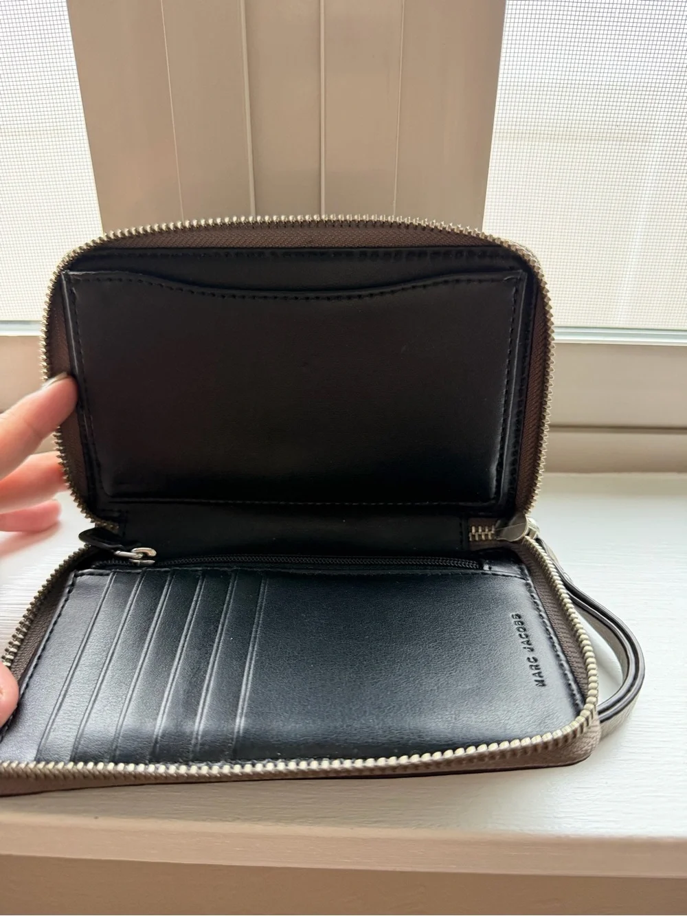 Marc Jacobs Taupe Leather Zip-Around Wristlet Wallet